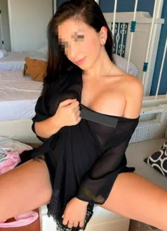  Лилия, 24, 